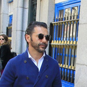Eva Longoria et son fiancé Jose Baston vont déjeuner dans un restaurant à Madrid le 2 Avril 2016.