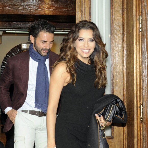 Eva Longoria et son fiancé Jose Antonio Baston, dînent au restaurant Casa Lucio à Madrid, le 1er avril 2016