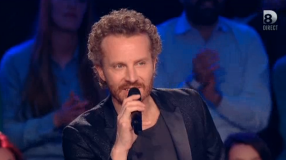 Sinclair, dans Nouvelle Star 2016 sur D8, le mardi 5 avril 2016.