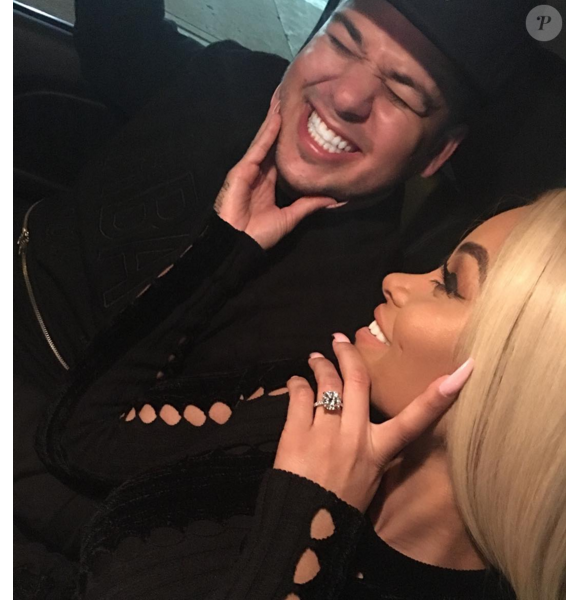 Photo de Rob Kardashian et - sa fiancée ? - Blac Chyna publiée le 4 avril 2016.
