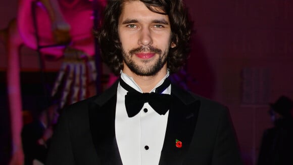 Ben Whishaw - cacher son homosexualité ? "Cela a rendu les choses bien pires"