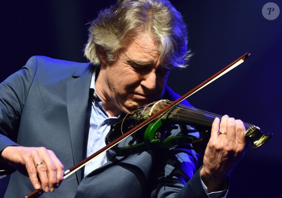 Exclusif - Didier Lockwood - Concert de la 4ème édition du gala "Toutes les femmes chantent contre le cancer" à l'Olympia à Paris le 22 mars 2016. © Giancarlo Gorassini/Bestimage