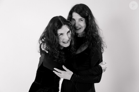 Exclusif - Marielle et Katia Labèque - Studio de la 4ème édition du gala "Toutes les femmes chantent contre le cancer" à l'Olympia à Paris le 22 mars 2016. © Cyril Moreau/Bestimage