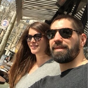 Nikola Karabatic et Géraldine Pillet se promenant à Paris en mars 2016, peu avant la naissance de leur premier enfant. Ils sont devenus les parents d'un petit Alek le 7 avril 2016. Photo du compte Twitter de Nikola Karabatic.