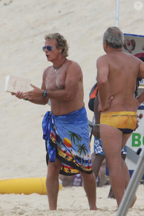 Franck Dubosc et Antoine Duléry sur le tournage de "Camping 3" à Biscarosse le 25 août 2015