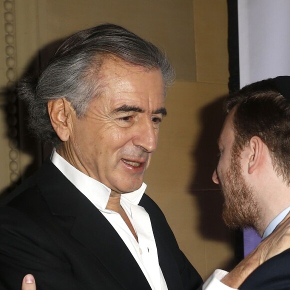 Exclusif - Bernard-Henri Lévy avec Dovid Efune lors du 3e gala Algemeiner Jewish 100 au Gotham Hall à New York, le 28 mars 2016. BHL s'est vu décerner lors de cet événement le prix Warrior of Truth Award au regard de son combat contre l'antisémitisme.