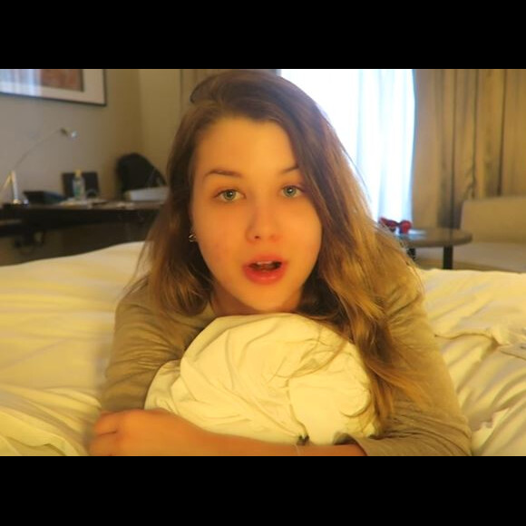 EnjoyPhoenix sans make up dans son Vlog du 12 avril 2016