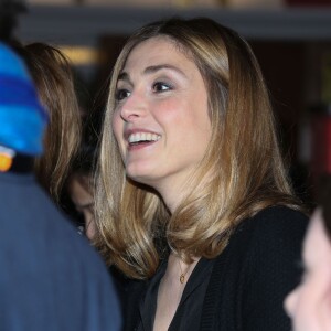 Julie Gayet à la cérémonie d'ouverture de la 7e édition du festival "Séries Mania" au Grand Rex à Paris le 15 avril 2016 © CVS / Bestimage