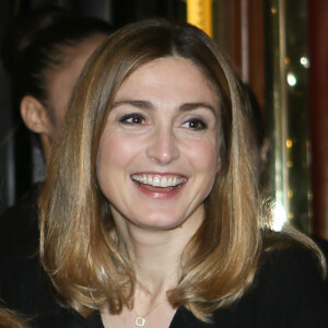 Julie Gayet à la cérémonie d'ouverture de la 7e édition du festival "Séries Mania" au Grand Rex à Paris le 15 avril 2016 © CVS / Bestimage