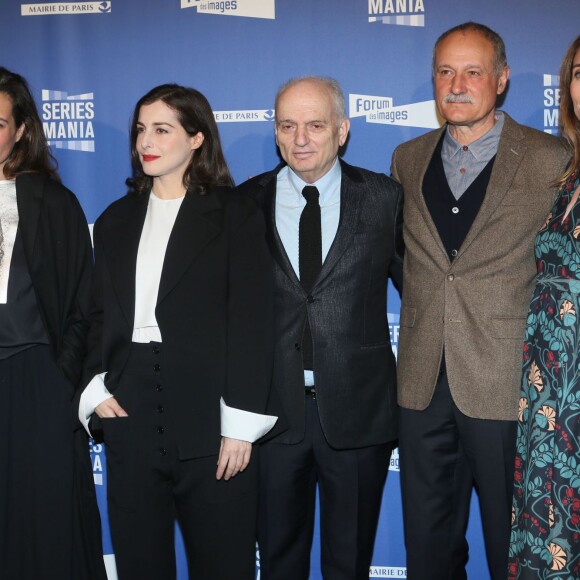 Yaël Abecassis, Amira Casar, David Chase, Tony Grisoni, Fanny Herrero à la cérémonie d'ouverture de la 7e édition du festival "Séries Mania" au Grand Rex à Paris le 15 avril 2016 © CVS / Bestimage