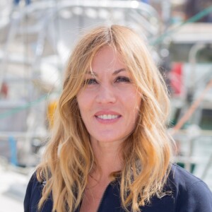 Mathilde Seigner - Photocall de "Flic tout simplement" dans le cadre du 17e festival de fiction TV de La Rochelle sur le Vieux Port à La Rochelle le 12 septembre 2015