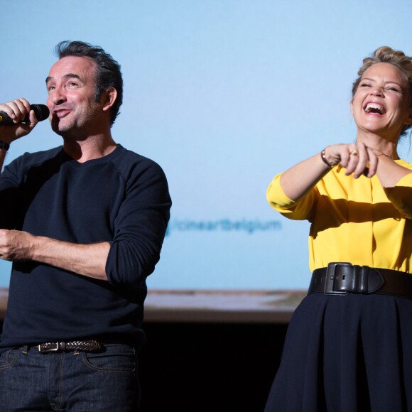 Jean Dujardin fait rire Virginie Efira et le public - Avant-première du film "Un homme à la hauteur" à l'UGC De Brouckère à Bruxelles, le 25 avril 2016. © Alain Rolland/Imagebuzz/Bestimage