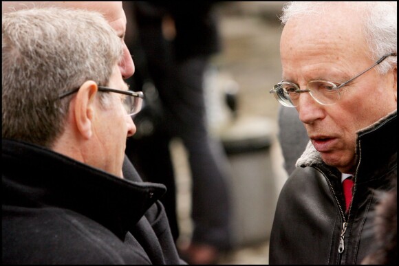 Jean-Michel Larqué et Thierry Roland - Obsèques de Thierry Gilardi en 2008.