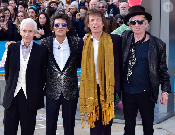 Les Rolling Stones Charlie Watts, Ronnie Wood, Mick Jagger et Keith Richards au vernissage de l'exposition "Exhibitionism" consacrée aux Rolling Stones à la Saatchi Gallery de Londres le 4 avril 2016. © CPA / Bestimage