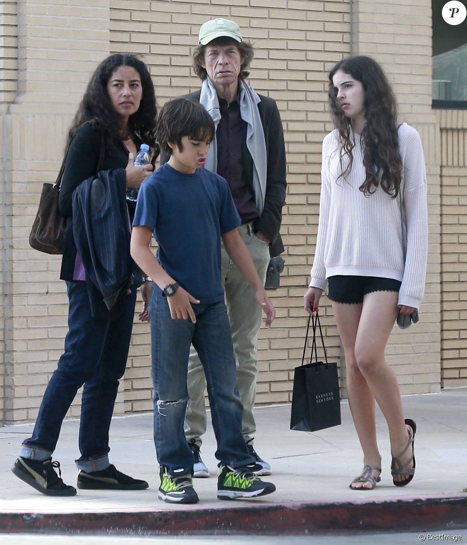 Exclusif - Mick Jagger est allé faire du shopping avec sa fille Karis ...