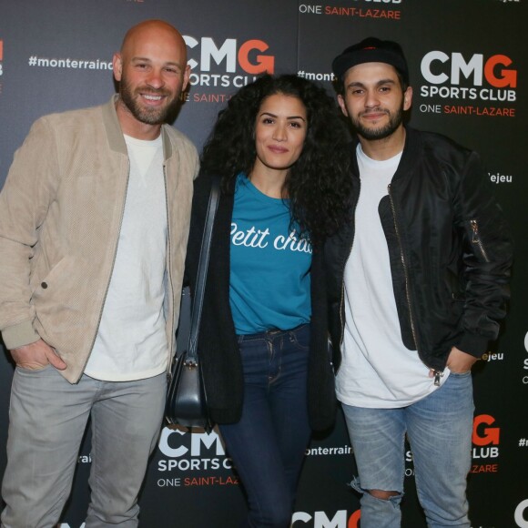 Franck Gastambide, Sabrina Ouazani et Malik Bentalha à l'inauguration du CMG Sports Club ONE Saint-Lazare à Paris, le 28 avril 2016