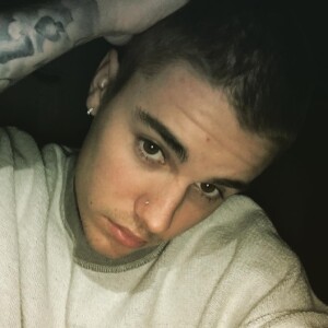 Justin Bieber dévoile sa nouvelle coupe sur Instagram le 29 avril 2016.