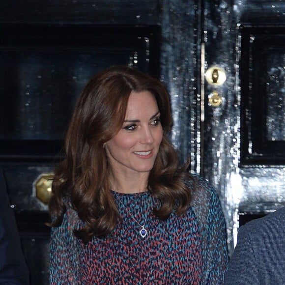 Le prince Harry, le prince William et sa femme Kate Middleton recevant Barack Obama et sa femme pour un dîner privé dans à Kensington à Londres le 22 avril 2016