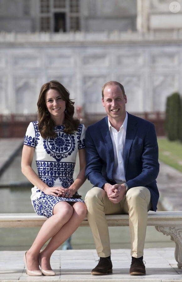Le prince William et Kate Middleton devant le Taj Mahal le 16 avril 2016