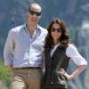 Le prince William et Kate Middleton se rendant au monastère "Tiger's Nest Taktsang Lhakhang" à Paro, à l'occasion de leur voyage au Bhoutan le 15 avril 2016