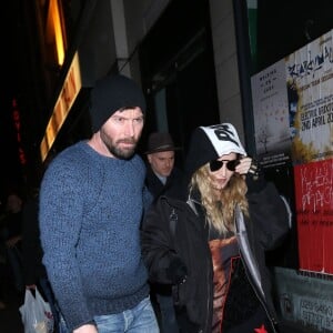 Exclusif - Prix Spécial - No Web No Blog - Madonna, de bonne humeur, et son fils Rocco Ritchie arrivent au théâtre pour assister au spectacle "You Me Bum Bum Train" à Londres. Le 16 avril 2016  Exclusive - For Germany Call for price - No Web No Blog - Madonna emerges for the first time since photos of her son Rocco appeared showing him smoking a suspicious cigarette and drinking cider under a bridge. Madonna appeared in good spirits and seems to have forgiven her 15-year-old son, as the pair were seen going to the theatre together in Soho. However the performance was a rather unusual one. The went to see "You Me Bum Bum Train" which is billed as an Interactive theatre performance, devised by Kate Bond and Morgan Lloyd in 2004. The show is notoriously difficult to get tickets for, with some people waiting months to get hold of them, yet Madonna and Rocco strolled straight in. They arrived at 11pm, and left at 12.20am. Finding out what the pair made of the show could prove tricky though, as the venue has a strict non disclosure policy everyone must sign before entering...even for the queen of pop!16/04/2016 - Londres