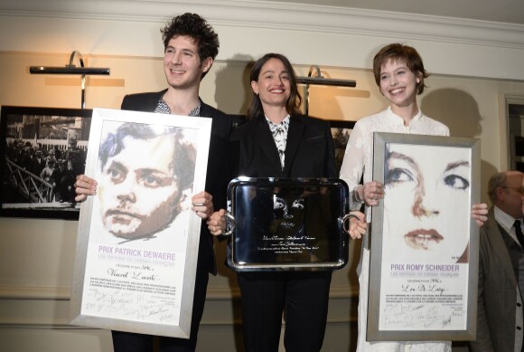 Vincent Lacoste, Marie Gillain et Lou de Laâge - 35ème édition des Prix Romy Schneider & Patrick Dewaere dans les salons de l'hôtel Scribe à Paris le 2 mai 2016. © Coadic Guirec/Bestimage02/05/2016 - Paris