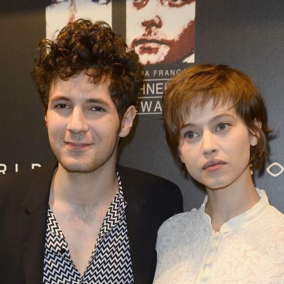 Vincent Lacoste et Lou de Laâge - 35e édition des Prix Romy Schneider & Patrick Dewaere dans les salons de l'hôtel Scribe à Paris le 2 mai 2016. © Coadic Guirec/Bestimage