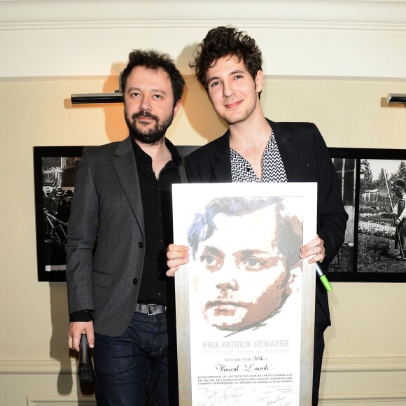 Riad Sattouf et Vincent Lacoste - 35e édition des Prix Romy Schneider & Patrick Dewaere dans les salons de l'hôtel Scribe à Paris le 2 mai 2016. © Coadic Guirec/Bestimage