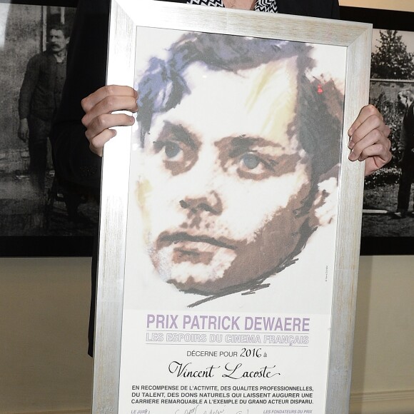 Vincent Lacoste - 35ème édition des Prix Romy Schneider & Patrick Dewaere dans les salons de l'hôtel Scribe à Paris le 2 mai 2016. © Coadic Guirec/Bestimage