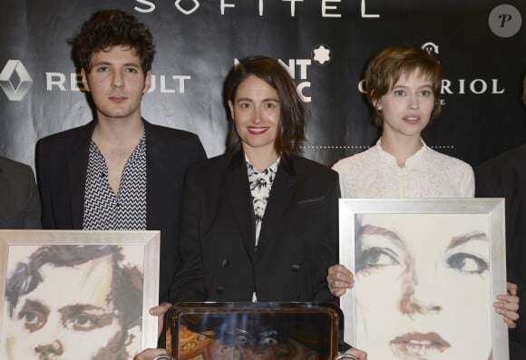 Vincent Lacoste, Marie Gillain et Lou de Laâge - 35ème édition des Prix Romy Schneider & Patrick Dewaere dans les salons de l'hôtel Scribe à Paris le 2 mai 2016. © Coadic Guirec/Bestimage