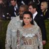 Kim Kardashian et Kanye West - Met Gala 2016, vernissage de l'exposition "Manus x Machina" au Metropolitan Museum of Art. New York, le 2 mai 2016.