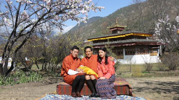 Jigme Khesar et Jetsun Pema du Bhoutan : Leur royal baby est trop mimi