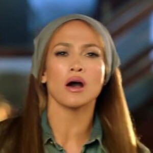 Jennifer Lopez dans le clip Ain't Your Mama