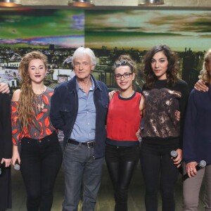 Exclusif - Vianney, Anne Sila, Juliette Saumagne (du groupe L.E.J), Dave, Elisa Paris et Lucie Lebrun (du groupe L.E.J), Sheila et Amanda Scott, lors de l'enregistrement de l'émission Du côté de chez Dave à Paris, le 16 février 2016 (diffusion le 8 mai 2016 à 16h10 sur France 3).