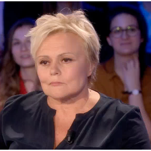 Muriel Robin, dans On n'est pas couché le samedi 7 mai 2016.