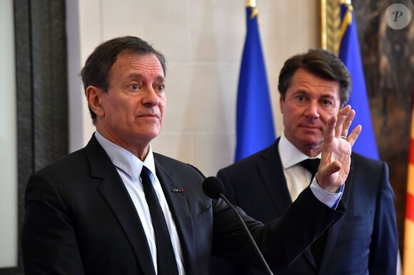 Francis Huster lors de la conférence de presse afin d'annoncer la création d'une troupe de théâtre le 2 mai 2016, à la mairie de Nice. ©Bruno Bebert / Bestimage