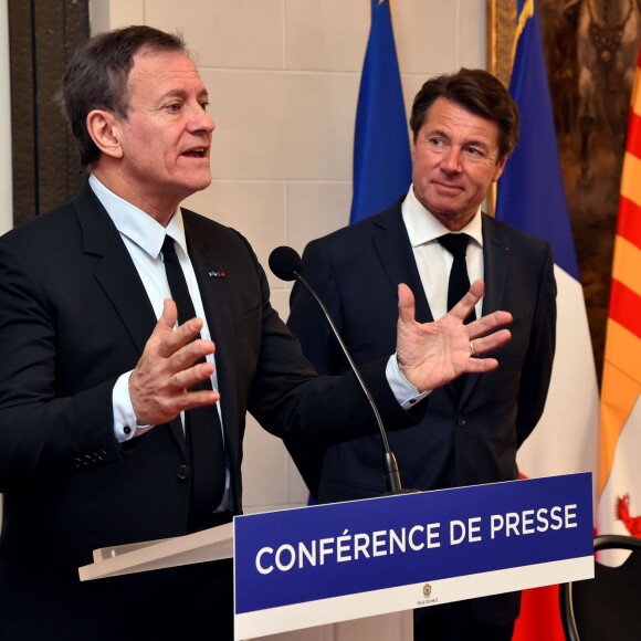 Francis Huster lors de la conférence de presse afin d'annoncer la création d'une troupe de théâtre le 2 mai 2016, à la mairie de Nice. ©Bruno Bebert / Bestimage