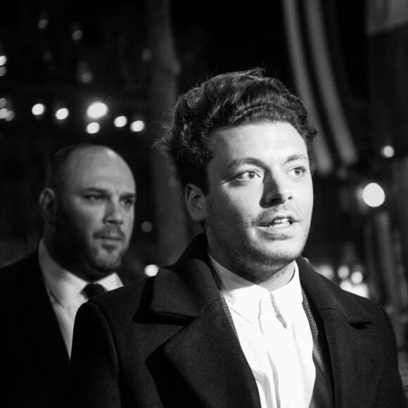Exclusif - Kev Adams - Arrivées à l'avant-première du film "Amis Publics" à Paris, le 1er février 2016.