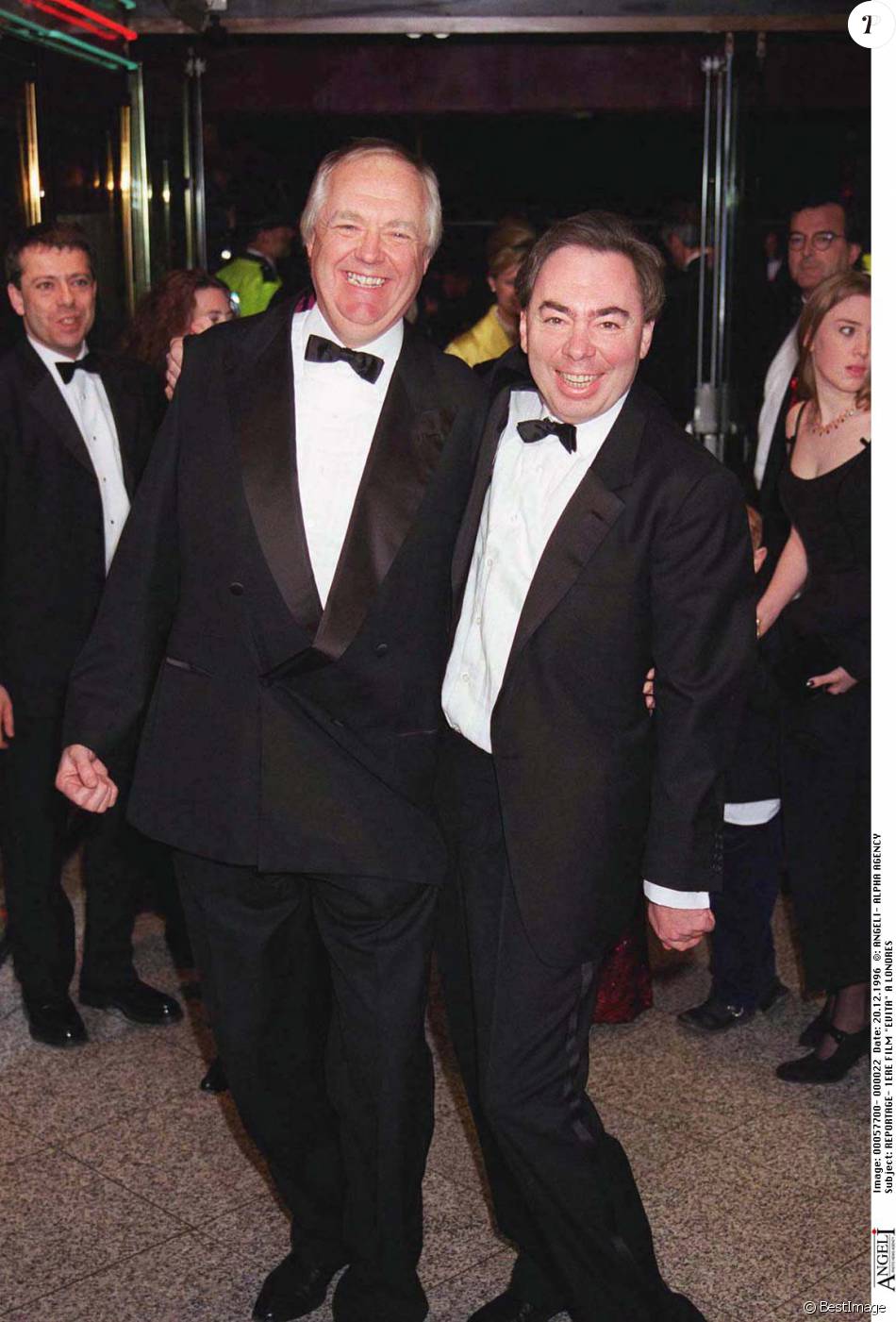 Andrew Lloyd Weber et Tim Rice à la première de Evita à Londres, le 20 décembre 1996 Purepeople Andrew Lloyd Weber et Tim Rice à la première de Evita à Londres, le 20 décembre 1996 Purepeople