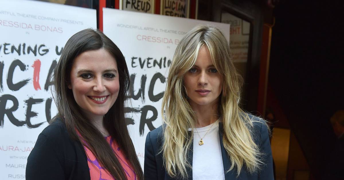 Laura-Jane Foley, Cressida Bonas lors du photocall de la pièce de ...