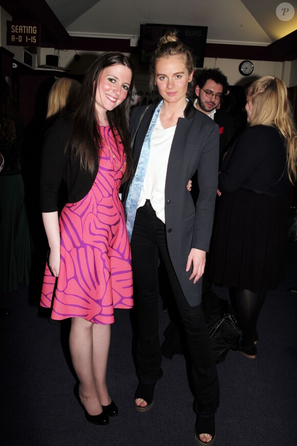 Laura-Jane Foley et Cressida Bonas - Cressida Bonas félicitée par ses parents pour sa prestation dans la pièce "An evening with Lucian Freud" à Londres le 20 mai 2015