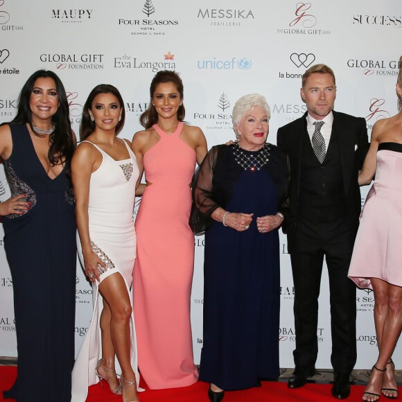 Maria Bravo, Eva Longoria, Cheryl Fernandez-Versini, Line Renaud, Ronan et Storm Keating, et Laeticia Hallyday à la 7ème Édition du Global Gift Gala au Four Seasons Hotel George V à Paris le 9 mai 2016