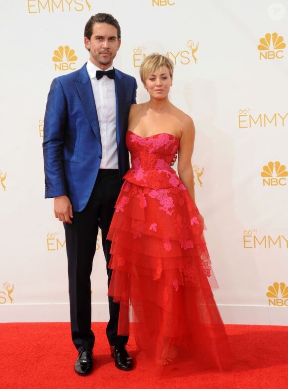 Kaley Cuoco et son mari Ryan Sweeting à La 66ème cérémonie annuelle des Emmy Awards au Nokia Theatre à Los Angeles, le 25 août 2014. 