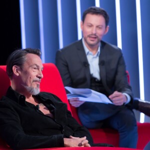 Exclusif - Florent Pagny et Marc-Olivier Fogiel, sur le tournage de l'émission "Le Divan de Marc-Olivier Fogiel". Avril 2016. © Cyril Moreau