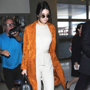 Kendall Jenner à l'aéroport de LAX à Los Angeles, le 10 mai 2016.