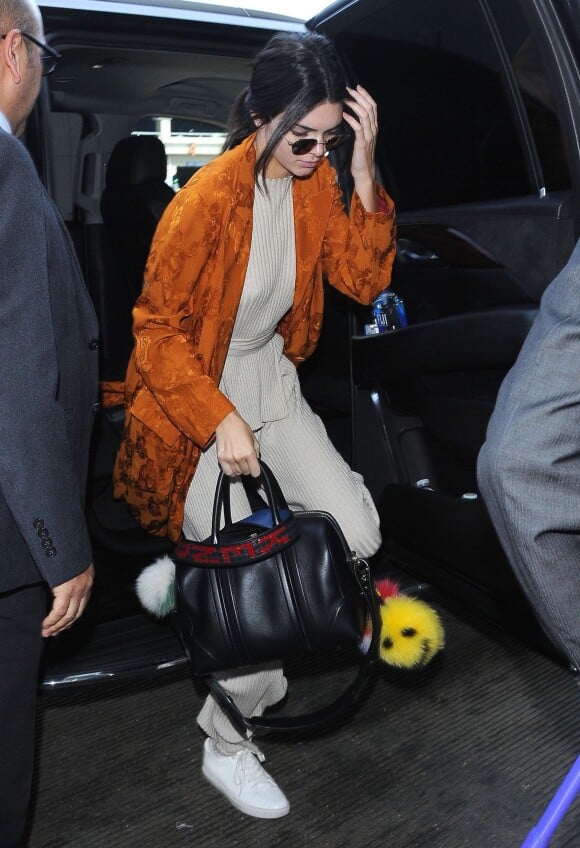 Photo : Kendall Jenner à l'aéroport de LAX à Los Angeles, le 10