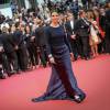Juliette Binoche - Montée des marches du film "Ma Loute" lors du 69ème Festival International du Film de Cannes. Le 13 mai 2016. © Borde-Jacovides-Moreau/Bestimage