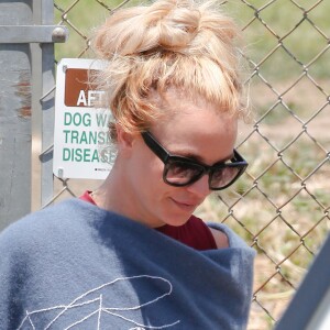 Britney Spears retrouve son ex-mari Kevin Federline, à l'occasion d'un match de football de leurs fils, Sean Preston et Jayden James, à Los Angeles, le samedi 14 mai 2016.