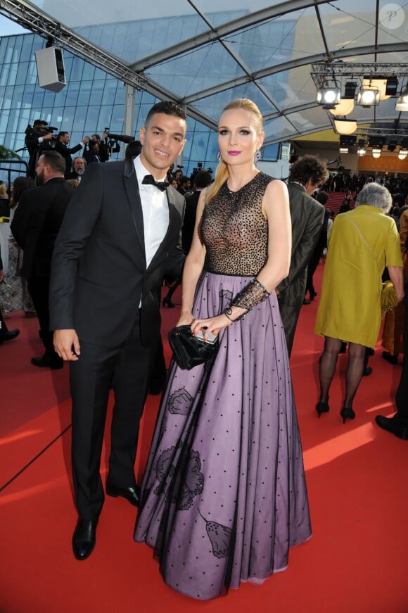 Hatem Ben Arfa avec Angela Donava (Dona PR) au Festival de Cannes le 16 mai 2016 lors de la montée des marches pour la projection du film Loving de Jeff Nichols. ©Borde-Jacovides-Moreau