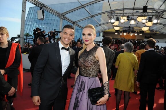 Hatem Ben Arfa et Angela Donava (Dona PR) au Festival de Cannes le 16 mai 2016 lors de la montée des marches pour la projection du film Loving de Jeff Nichols. ©Borde-Jacovides-Moreau